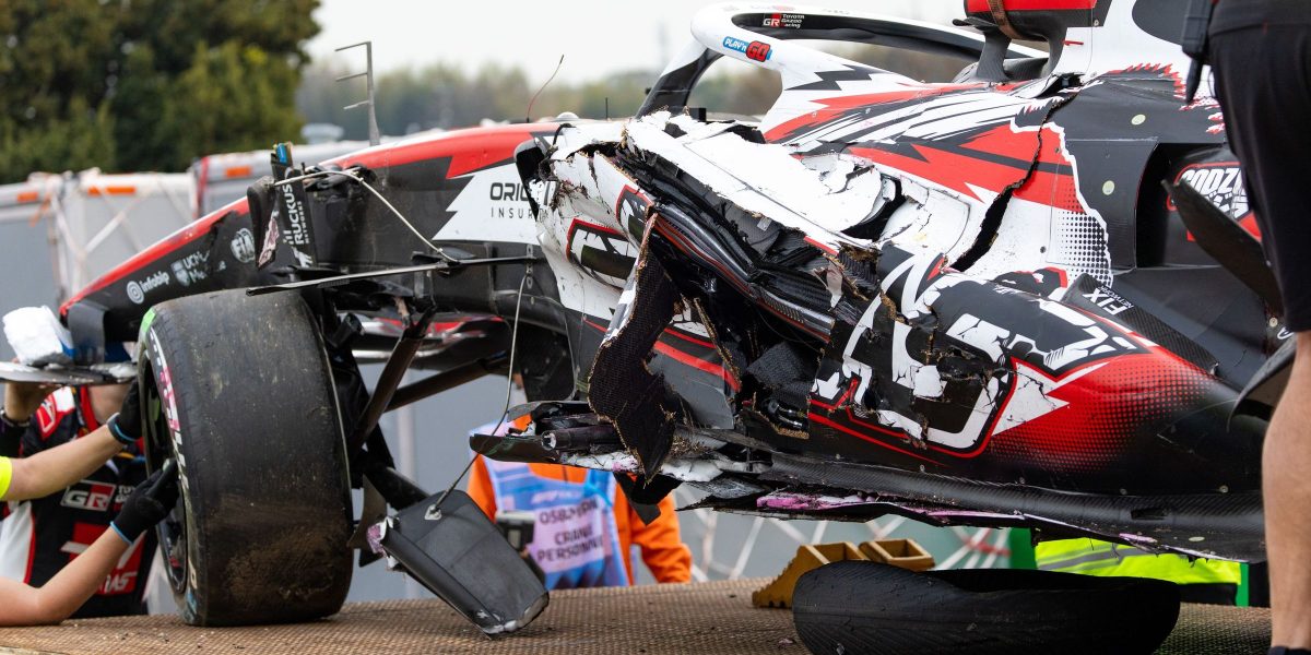 Accident grav în GP Japonia: Olivier Bearman se lovește cu mașina de parapet, pacea reglementărilor în Formula 1 în pericol Un eveniment inhalant și extrem de serios a marcat Marele Premiu al Japoniei de la Suzuka, unde tânărul pilot Olivier Bearman a fost protagonistul unui accident aproape fatal