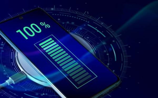 Samsung testează baterii revoluționare cu silicon-carbon, promițând să bată recordurile de capacitate pentru smartphone-uri Producătorul sud-coreean Samsung a anunțat în ultimele săptămâni că testează tehnologii avansate de baterii, bazate pe materiale din silicon-carbon