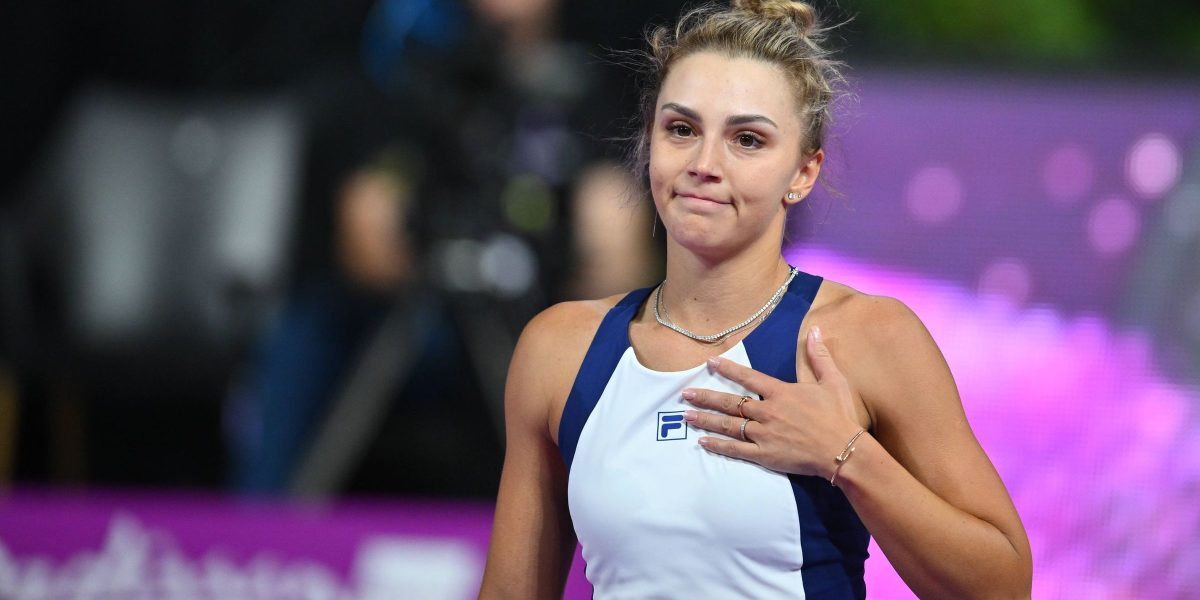 Jaqueline Cristian și Gabriela Ruse părăsesc Transylvania Open cu gust amar: “Nu s-au simțit ca acasă la Cluj” Turneul Transylvania Open, un moment așteptat de iubitorii de tenis din România, s-a încheiat cu dezamăgire pentru cele două sportive autohtone, Jaqueline Cristian și Gabriela Ruse