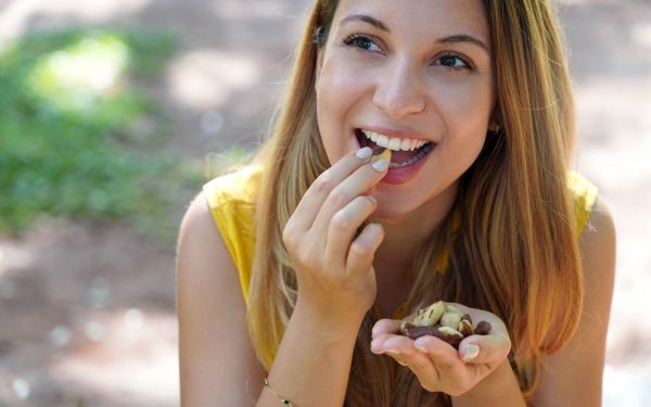 Magneziul, un nutrient adesea neglijat în discursul despre sănătatea oaselor, câștigă tot mai mult în importanță în timpul reanalizelor științifice recente