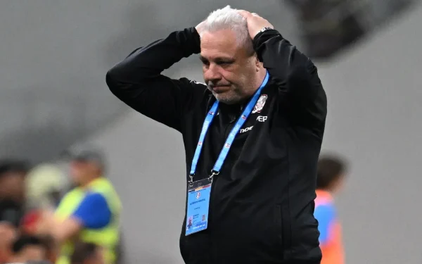 Marius Șumudică, impresionat de forma unei stele din SuperLigă: „Este unul dintre cei mai buni atacanți” Momentele de afirmare ale lui Ricardo Matos în acest sezon al SuperLigii au atras atenția unor personalități din lumea fotbalului, iar una dintre cele mai remarcabile reacții vine din partea antrenorului român Marius Șumudică