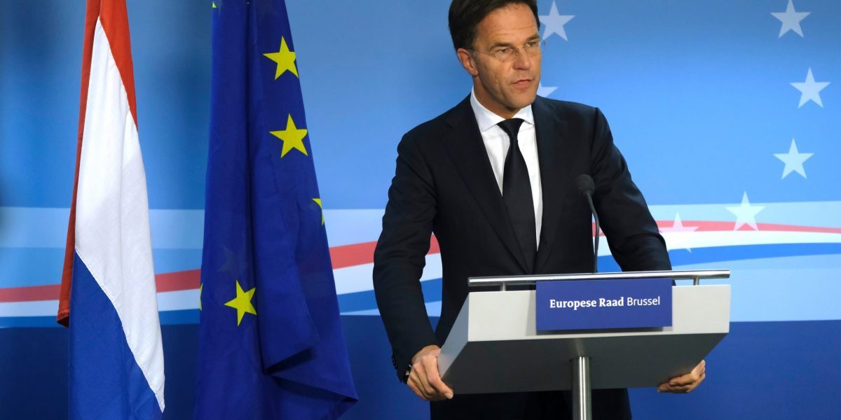 NATO reafirmă angajamentul față de apărarea europeană în contextul extinderii arsenalului nuclear francez Tensiunile legate de politicile nucleare europene au fost recent revăzute la nivelul Alianței Nord-Atlantice, în contextul anunțului oficial făcut de Președintele Franței, Emmanuel Macron, privind intenția de a-și crește arsenalul nuclear