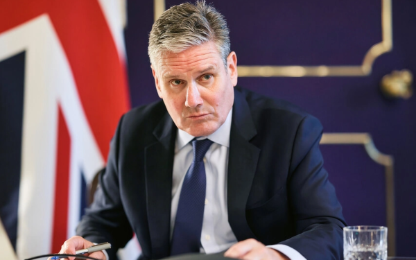 Londra refuză să trimită nave de război în Strâmtoarea Ormuz, respingând apelul lui Donald Trump Prim-ministrul britanic, Keir Starmer, a anunțat zilele acestea că nu intenționează, deocamdată, să trimită nave de război în apele strategice ale Strâmtorii Ormuz, contrar solicitărilor facute de președintele american Donald Trump