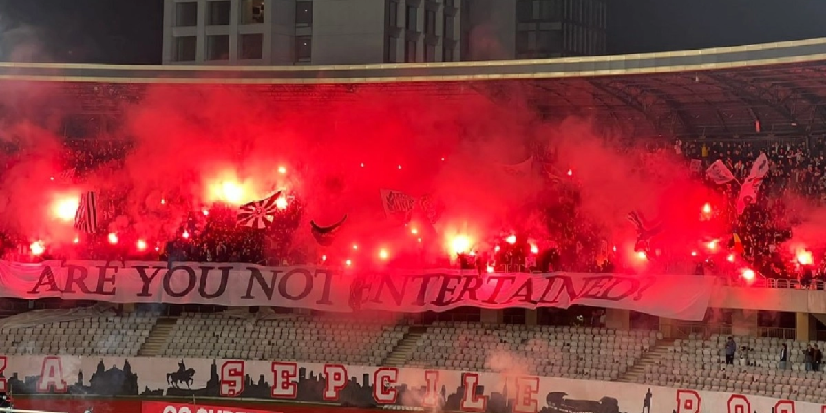 Derbiul de cluj din Superliga românească va electriza stadionul luni seara, când Universitatea și CFR Cluj vor face diviziunea pe teren în meciul din prima etapă a play-off-ului