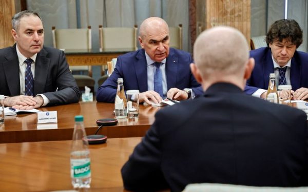 Moody’s reafirmă încrederea în economia României, menținând ratingul suveran la nivelul Baa3, ceea ce indică cel mai scăzut nivel recomandat pentru investiții