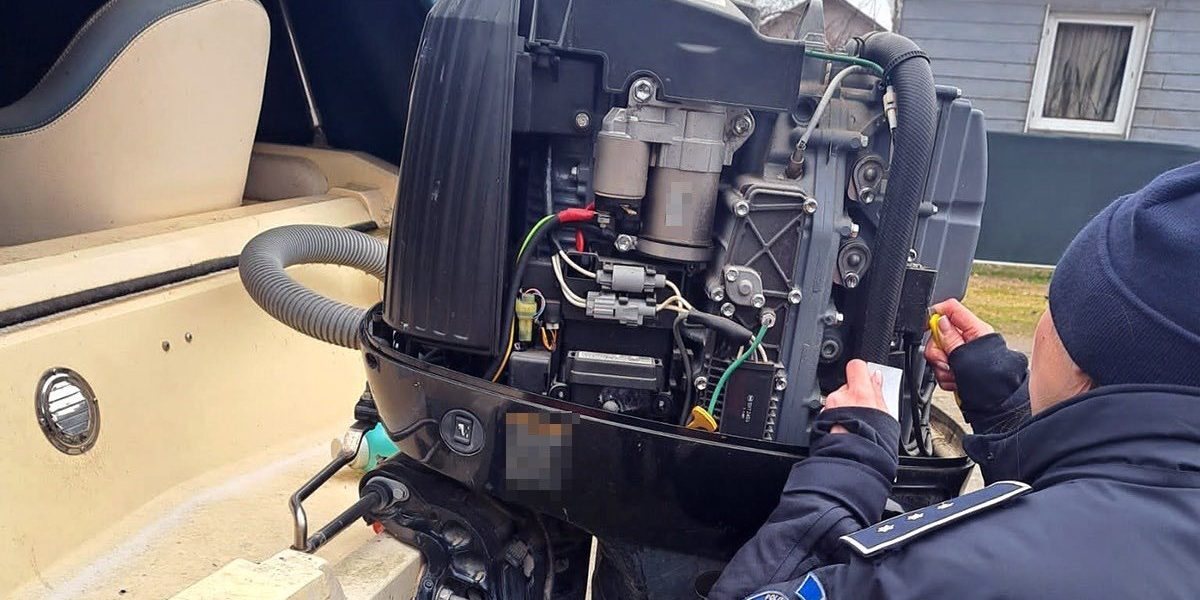 Garda de Coastă a României a intervenit miercuri pentru a prelua o captură semnificativă de bunuri furate din Suedia: 22 de motoare de ambarcațiuni, evaluate la peste 200.000 de euro, au fost recuperate și predate unei societăți specialized pentru transport și recuperare