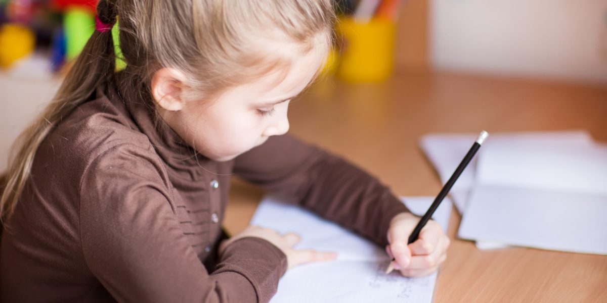 Stângacii au supraviețuit în evoluție, arată un nou studiu