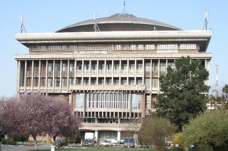 Universitatea Națională de Știință și Tehnologie Politehnica București își reafirmă angajamentul față de formarea viitorilor specialiști în domeniile tehnice prin organizarea unei simulări esențiale pentru admiterea la facultățile de Automatică și Calculatoare, respectiv Electronică, Telecomunicații și Tehnologia Informației