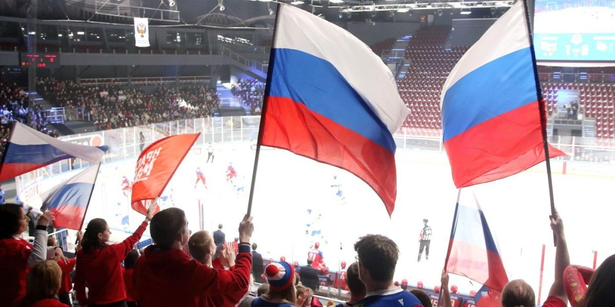 Decizie controversată the IPC: sportivii ruși și belaruși vor concura la Jocurile Paralimpice de iarnă 2026 cu drapelul și imnul propriu Decizia Adunării Generale a Comitetului Paralimpic Internațional (IPC) de a permite sportivilor ruși și belaruși să participe la Jocurile Paralimpice de iarnă din 2026 sub propriile drapele și cu imnurile naționale a stârnit reacții diverse în comunitatea sportivă internațională