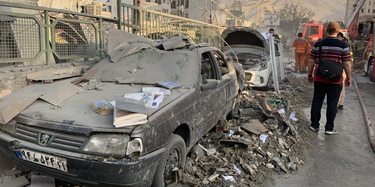 Misiune ONU condamnă acțiunile militare ale Israelului și SUA în Iran, subliniind încălcarea drepturilor internaționale O anchetă independentă a Națiunilor Unite a emis miercuri un raport dur, critici acerbi la adresa acțiunilor militare din ultimul timp în Iran, evidențiind că intervențiile Israelului și Statelor Unite, precum și măsurile de represalii ale Teheranului, încalcă flagrant principiile fundamentale ale dreptului internațional