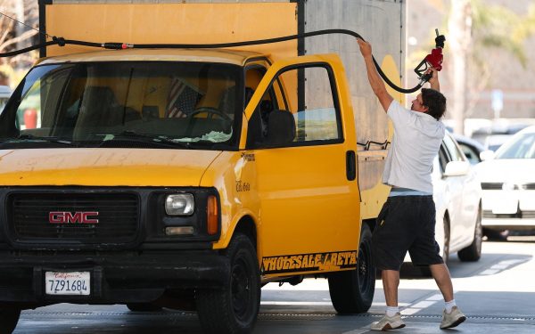 Irlanda a dat alarma pe piețele energetice globale după anunțul recent al Teheranului privind închiderea temporară a Strâmtorii Ormuz, una dintre cele mai tranzitate și strategice secțiuni maritime din lume