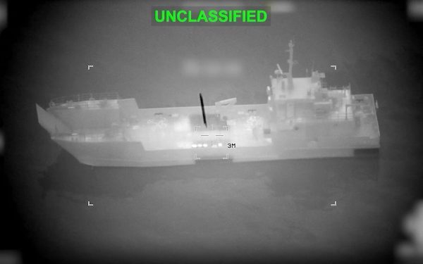 Statele Unite publică imagini dintr-o operațiune militară majoră în apropierea Strâmtorii Ormuz, distrugând nave iraniene de minare După zile de tensiune crescândă în regiunea Strâmtorii Ormuz, Washingtonul a făcut publice în această săptămână imagini și informații despre o operațiune militară de amploare împotriva Forțelor armate ale Iranului