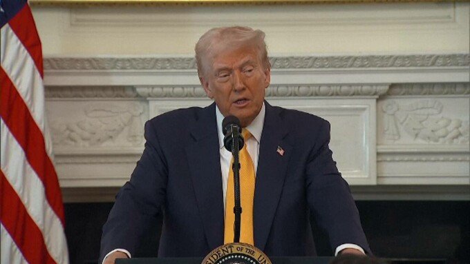 Președintele american Donald Trump va fi prezent la ceremonia de repatriere a trupurilor primilor soldați americani uciși în conflictul desfășurat în Orientul Mijlociu, o mișcare care reiterează angajamentul Statelor Unite în fața sacrificiului militar și a tensionării regionale