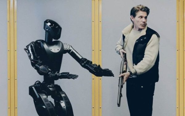 Ucraina testează în teren roboți militari umanoizi, un proiect care ar putea redefini strategiile de luptă în conflictele moderne Ucraina a devenit recent unul dintre primele țări din lume care a introdus în mod oficial roboți umaniști în evaluarea pe câmpul de luptă, o mișcare ce semnalează intenția Kyiv de a inova în domeniul de apărare