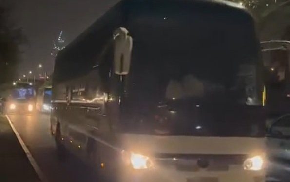 Românii evacuați din zona de criză: 273 de cetățeni aduși la București din Oman și Qatar La începutul acestei săptămâni, eforturile autorităților române pentru repatrierea cetățenilor aflați în zone afectate de criza internațională au înregistrat rezultate semnificative
