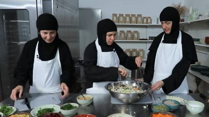 În plină perioadă a Postului Mare, când milioane de credincioși din întreaga țară își adaptează alimentația pentru a respecta rigorile spirituale, în prim-plan apar rețetele simple, sănătoase și pline de savoare