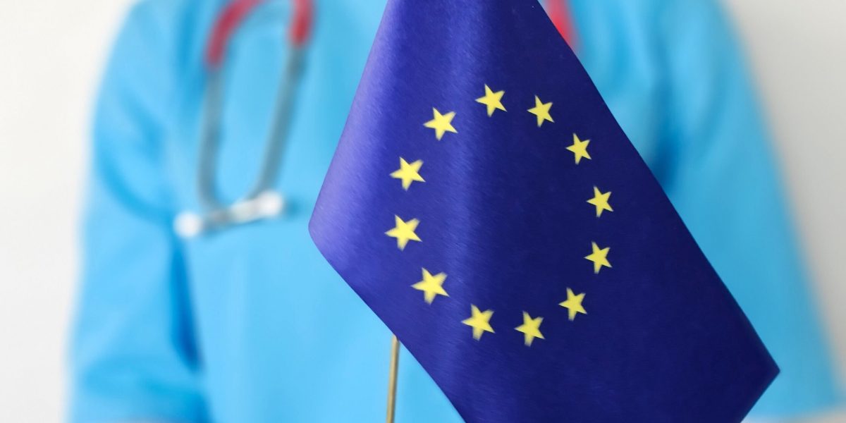 Comisia Europeană permite utilizarea fondurilor europene pentru siguranta avorturilor, dar fără a crea un fond dedicat Decizie care marchează un pas important în politica de sănătate a Uniunii Europene, Comisia Europeană a anunțat recent că țările membre pot folosi fondurile existente, în special Fondul Social European Plus, pentru a finanța servicii de avort sigur
