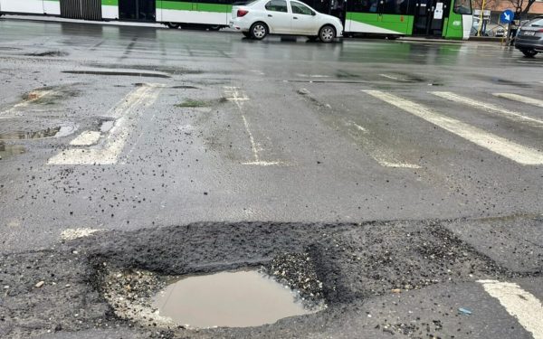 Primăria Sectorului 5 continuă campania de modernizare a infrastructurii rutiere, concentrându-se în această perioadă pe Cartierul Ferentari, după finalizarea recentă a lucrărilor în Rahova