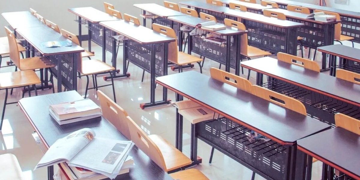 Peste 145.000 de elevi susțin astăzi proba de Română la Evaluarea Națională VIII 2026