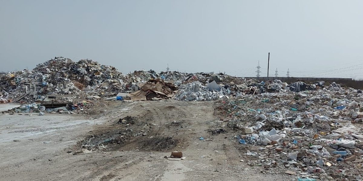 Consiliul Local al Sectorului 3 a aprobat recent alocarea a 30 de milioane de lei pentru compania de salubritate și dezăpezire controlată de primarul Robert Negoiță