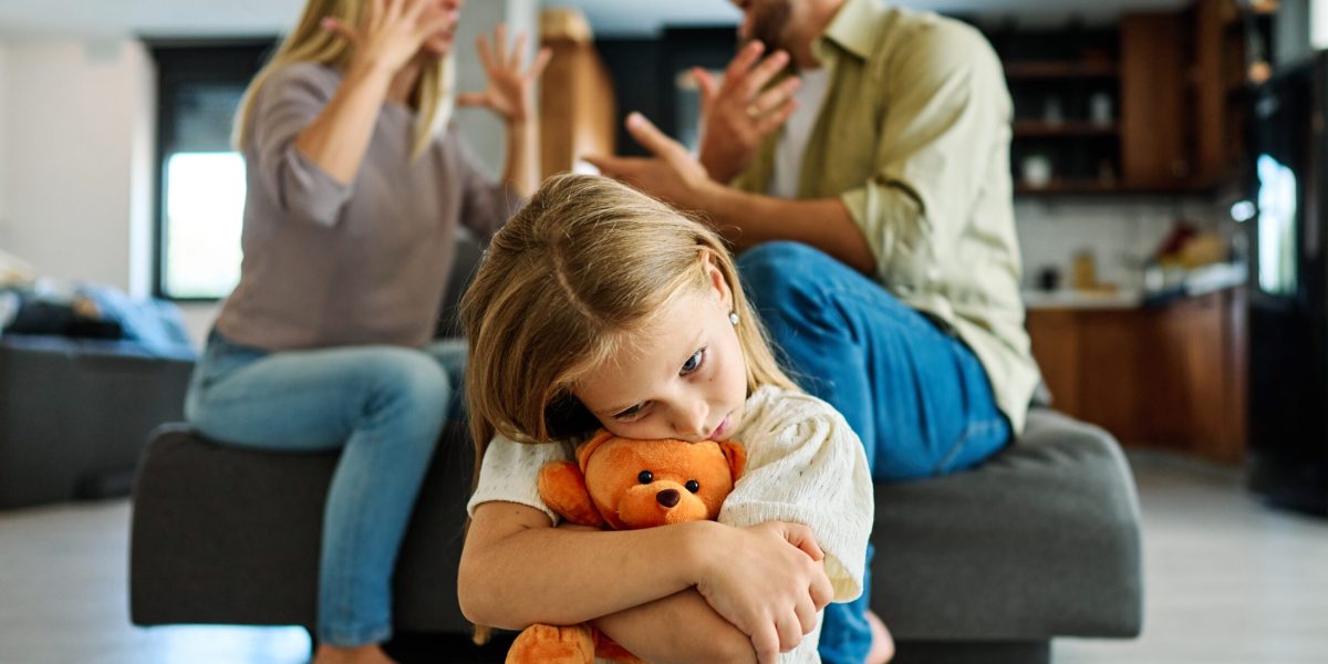 Gestionarea stresului parental, o prioritate pentru combaterea obezității infantile Stresul părinților poate avea mai multe efecte indescriptibile asupra copilului