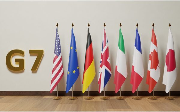 G7 analizează utilizarea rezervelor strategice de petrol pentru a calma piața globală, în contextul escaladării conflictului din Orientul Mijlociu Grupul celor șapte mari economii mondiale, G7, a avut luni o reuniune crucială pentru a discuta măsuri menite să stabilească prețurile volatile ale țițeiului, amplificate de războiul din Orientul Mijlociu
