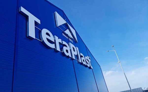 TeraPlast, producătorul românesc de materiale de construcții, a fost promovat recent în categoria Premium a Burselor de Valori București, o mutare care semnalează maturizarea și consolidarea poziției companiei pe piața locală de capital