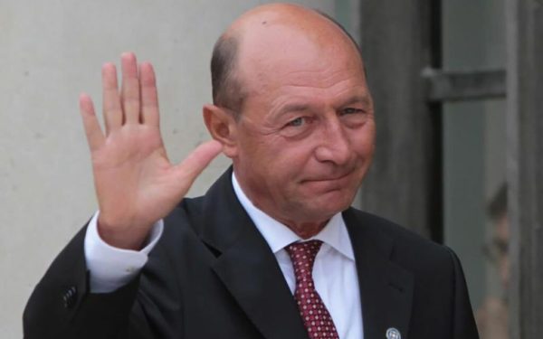 Traian Băsescu atrage din nou atenția asupra pericolului tot mai iminent reprezentat de programul nuclear al Iranului, într-un moment în care tensiunile din Orientul Mijlociu ating cote alarmante