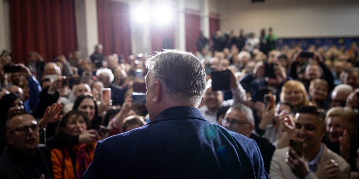 Alegerile parlamentare din Ungaria se conturează înainte de termen: Partidul Tisza și FIDESZ își consolidează pozițiile Cu mai bine de o lună înainte de scrutinul crucial pentru viitorul politic al Ungariei, scenariul electoral începe să devină clar, arată datele recente ale Centrului de Cercetare 21