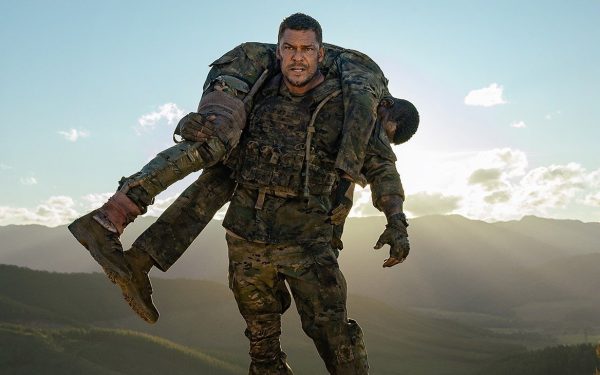 „War Machine” domină Netflix în România: thriller-ul SF cu Alan Ritchson urcă pe primul loc în top Netflix-ul românesc are de astăzi o nouă stea în ascensiune: filmul de ficțiune științifico-fantastic „War Machine”, cu Alan Ritchson în rol principal, se află în fruntea celor mai vizionate titluri, depășind cu ușurință competiția din topul de popularitate al platformei de streaming
