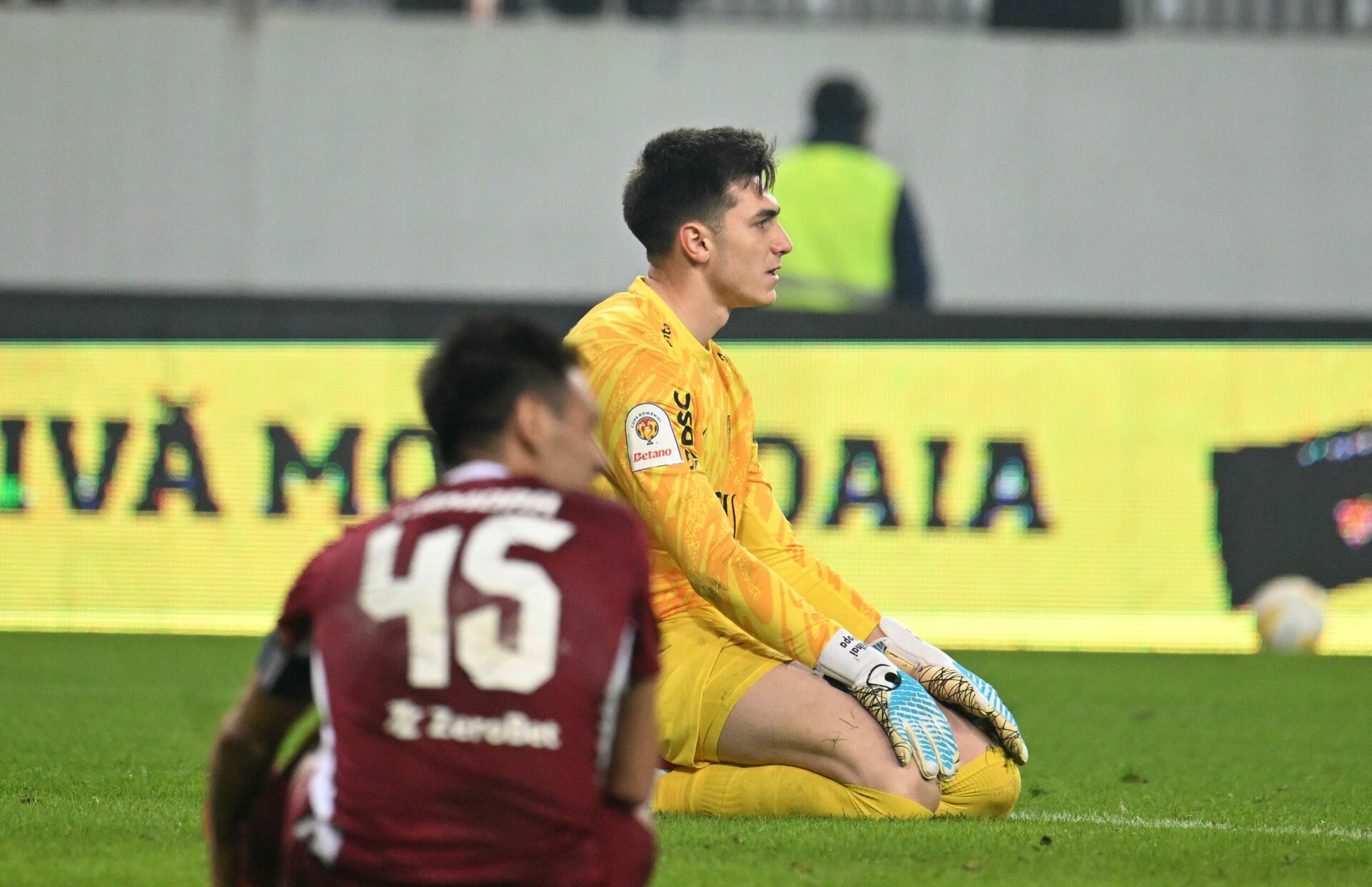 Mihai Popa: Universitatea Craiova a rămas neînvinsă după victoria cu CFR Cluj 3-1