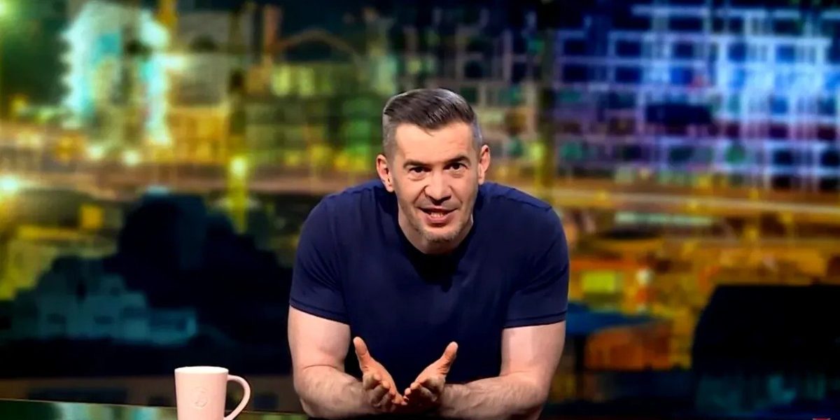„Starea Nației” s-ar putea întoarce pe posturile publice după opt ani de absență După aproape un deceniu de pauză, una dintre cele mai apreciate emisiuni de satiră și analiză social-politică din peisajul audiovizual românesc pare să fie pe cale să revină