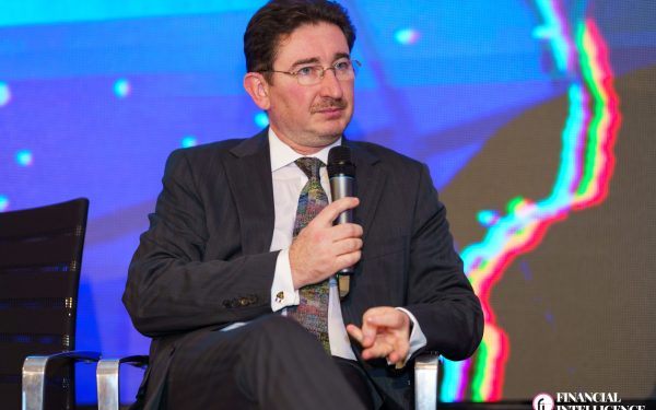Monitorizarea pieței pentru prevenirea majorărilor artificiale ale prețurilor Autoritățile și reprezentanții sectorului economic din România sunt în alertă, urmărind cu atenție piața pentru a preveni comiterea unor practici de speculă sau de majorare artificială a prețurilor
