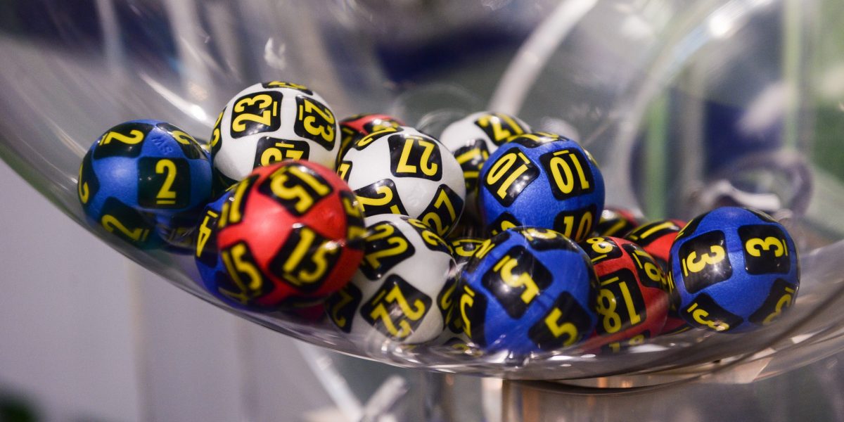 Mega-premiu Joker: Aproape 13 milioane de euro cu un bilet de 14,50 lei! Unde s-a jucat