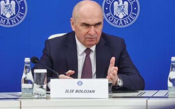 Ilie Bolojan: statul nu câștigă de pe urma scumpirilor la carburanți, schema de sprijin fiind doar parțial acoperită de taxa pe profit