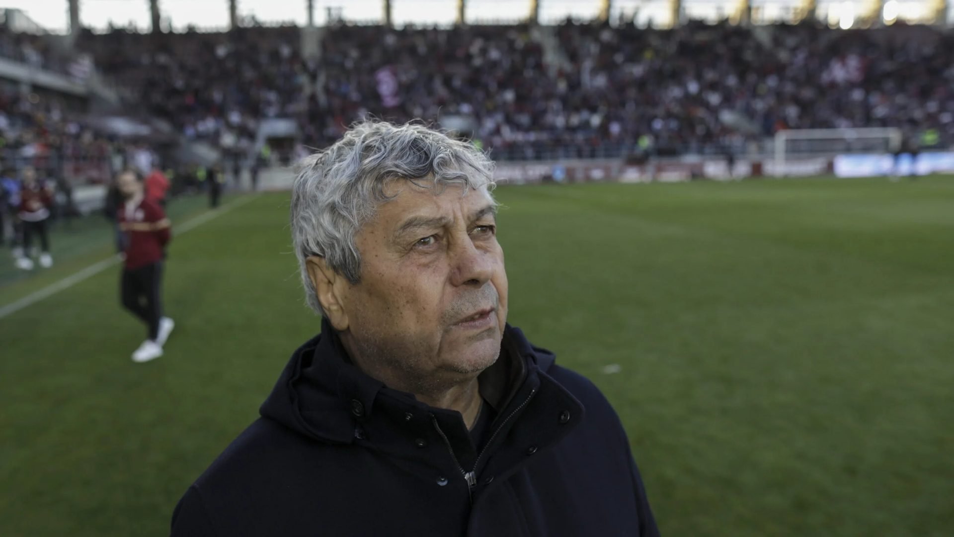Mircea Lucescu, o figură emblematică a fotbalului românesc, s-a stins din viață astăzi, 7 aprilie 2026, la vârsta de 80 de ani