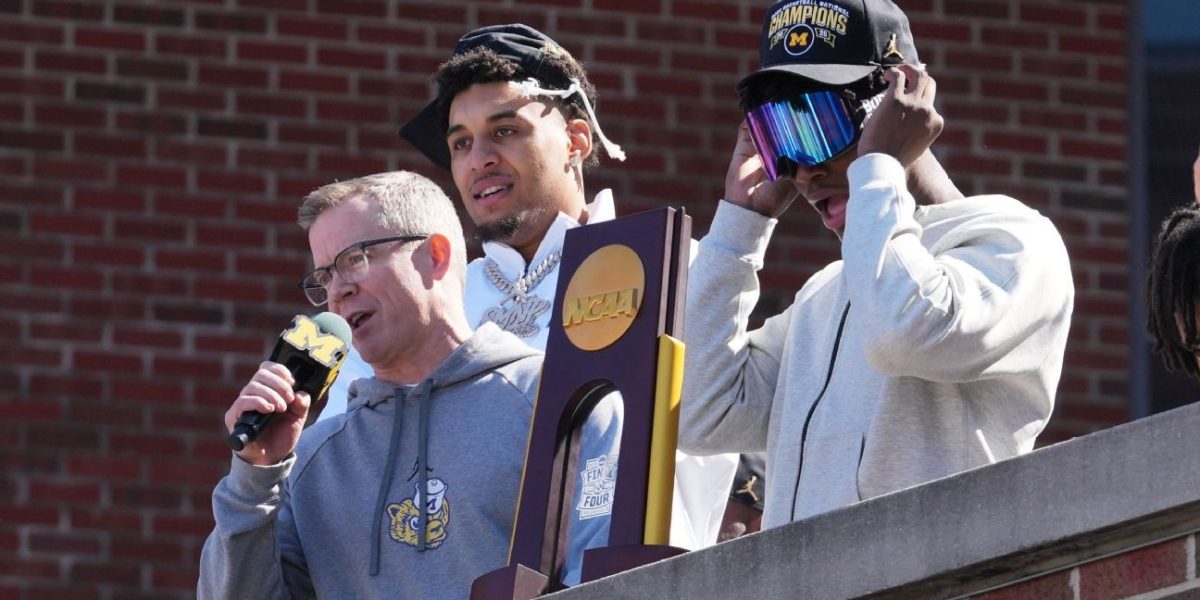 Michigan celebrează titlul cu fanii: „Trofeul e al vostru”