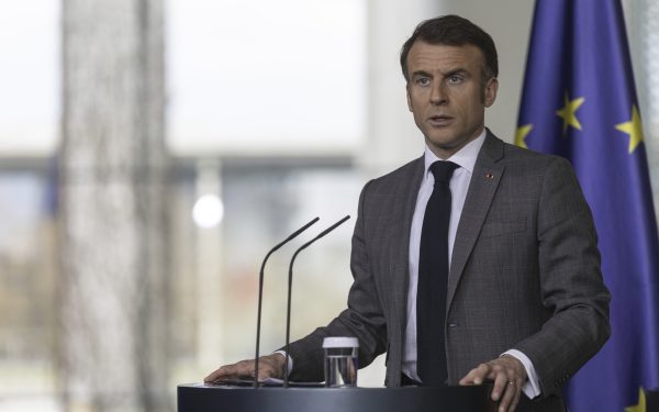 Macron vrea lege DURĂ: Alegeri sub LUPĂ, contra amestecului STRĂIN