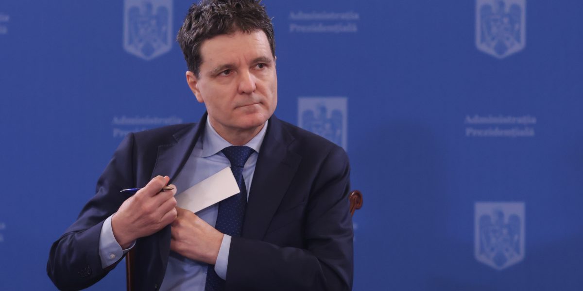 Nicușor Dan: „PSD și PNL, condamnate să guverneze România”