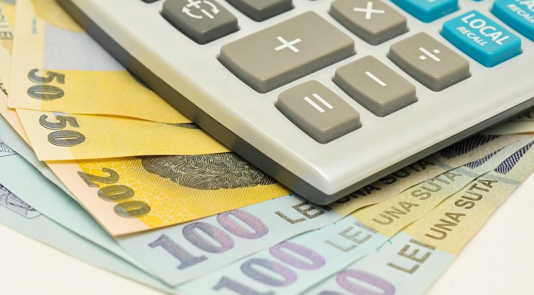 FMI vede România frânând consolidarea fiscală din 2028, deficit peste 5%