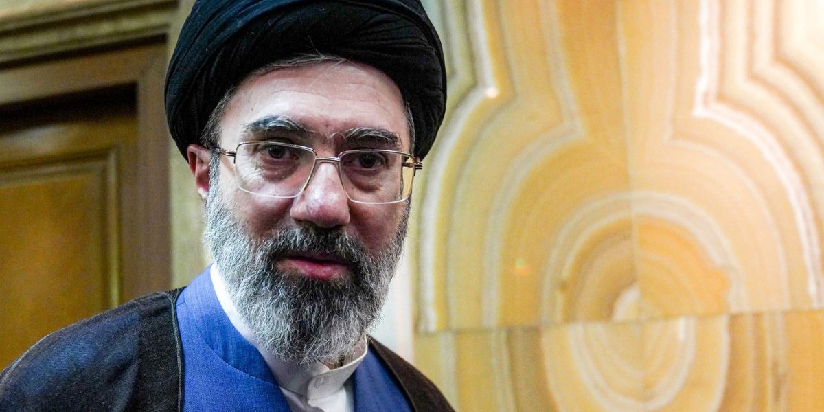 KHAMENEI, mesaj dur după blocajul STRÂMTORII: Ce vrea Iranul?