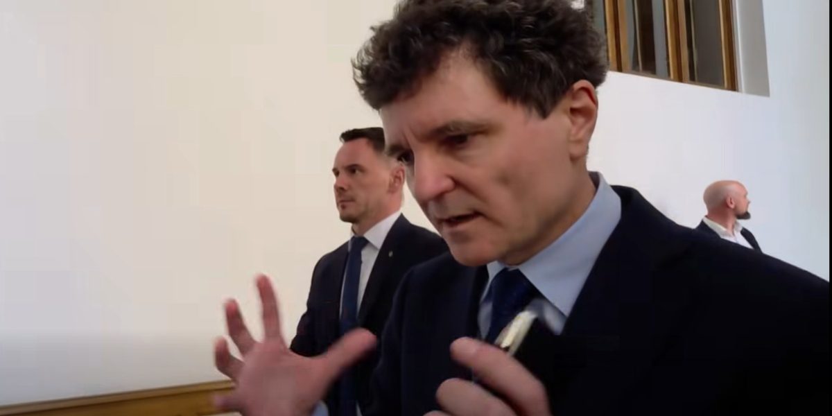Nicușor Dan, despre Bolojan: „Discuția e despre majoritate, nu încrederea mea”