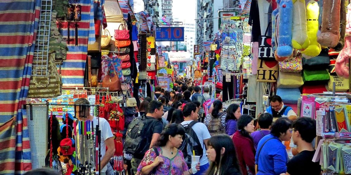 Creștere NEAȘTEPTATĂ a economiei Chinei, dar cu țintă record de mică