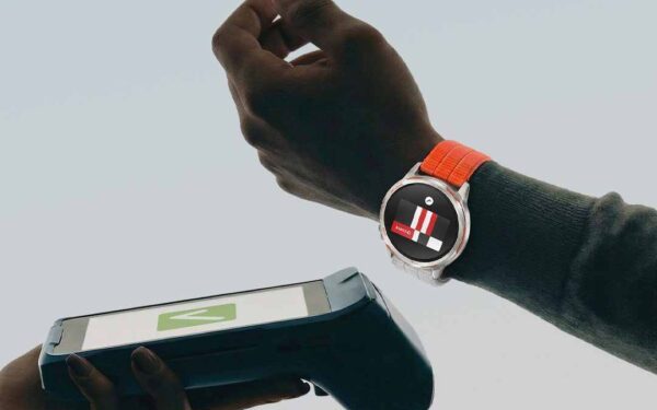 Posesorii de ceasuri Huawei pot efectua plăți contactless