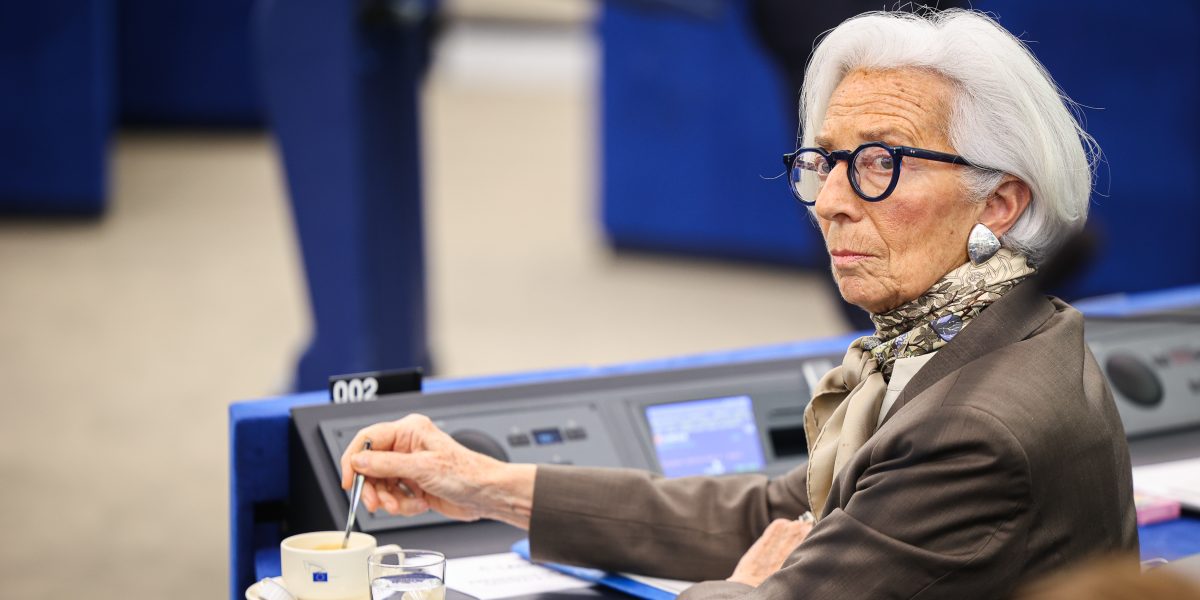 Lagarde, ALERTĂ: Noul șoc energetic riscă să ARUNCE inflația în aer