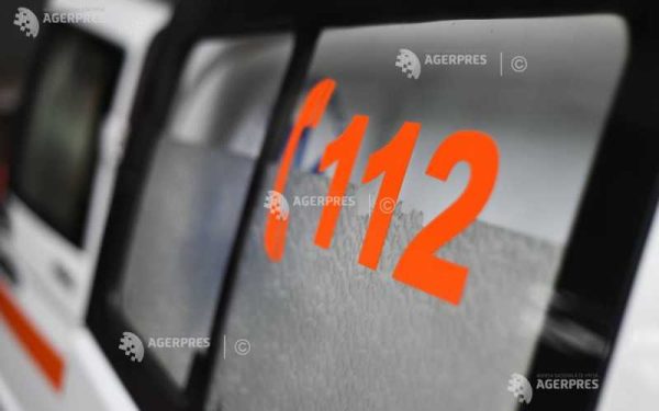 Un copil a murit după ce a căzut de la etajul al patrulea al unui bloc din Pitești Un incident tragic s-a petrecut luni în Pitești, unde un copil a decedat după ce a căzut de la etajul al patrulea al unui bloc din cartierul Nord