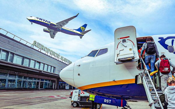 Aeroport Blocat: 192 de pasageri, blocați după ce tot personalul de securitate s-a îmbolnăvit