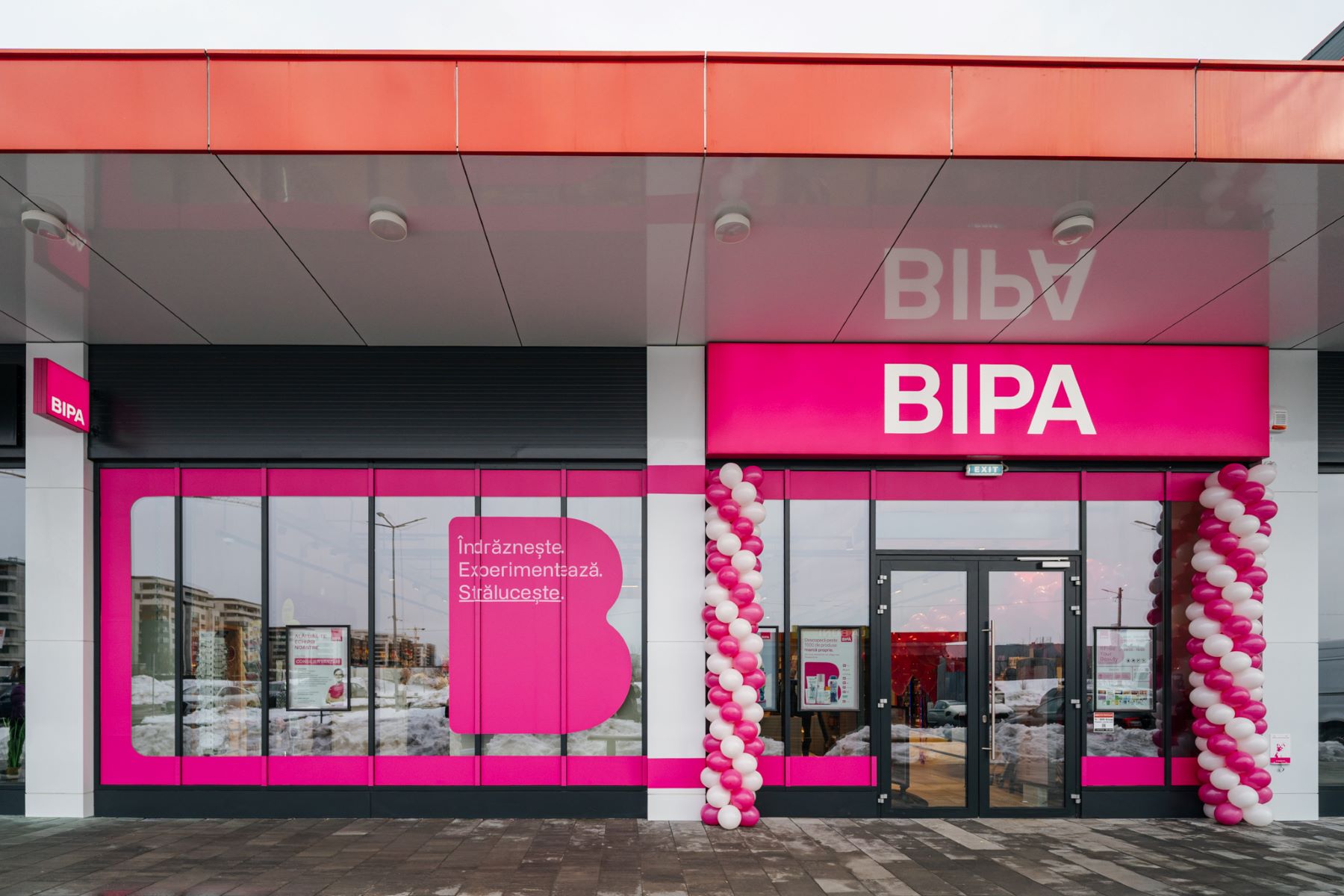 extindere rapidă a rețelei BIPA în România Compania BIPA, retailer de origine austriacă, își intensifică activitatea pe piața din România, după ce a deschis două magazine anul acesta în București și Chiajna