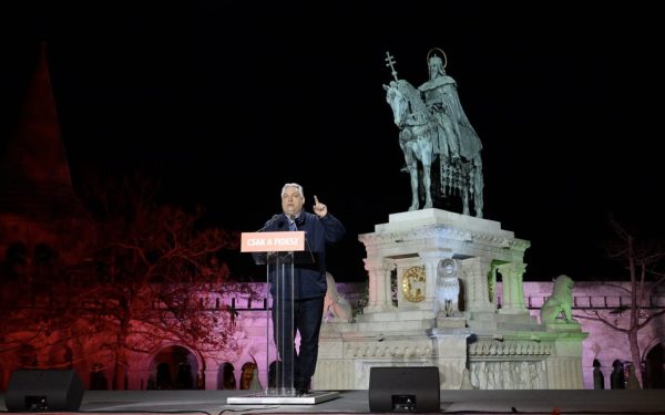 Întrunirea noastră, mai plictisitoare, dar fără petreceri „șocante”