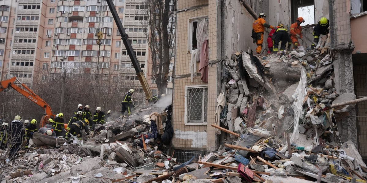 Atacuri rusești: Coșmar la Kiev, Odesa și Dnipro, cel puțin 12 morți, ucrainenii acuză crime